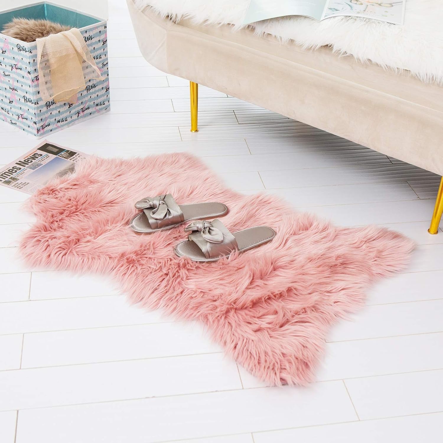 Faux Sheepskin Fur Area Rug Pink, 2X3 Feet, 2 Pack, Fluffy Soft Fuzzy Plush Shaggy Carpet Throw Rug for Indoor Floor, Sofa, Chair, Bedroom, Living Room, Home Decoration